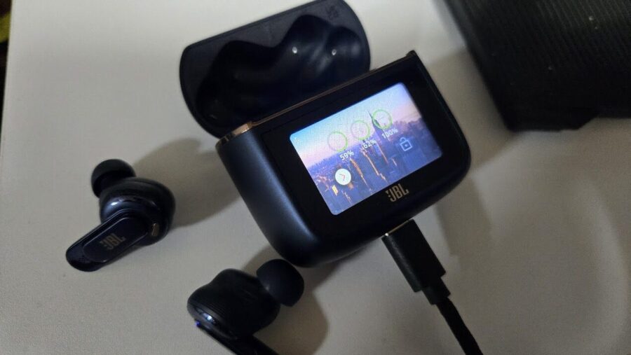 PCにUSB接続している様子